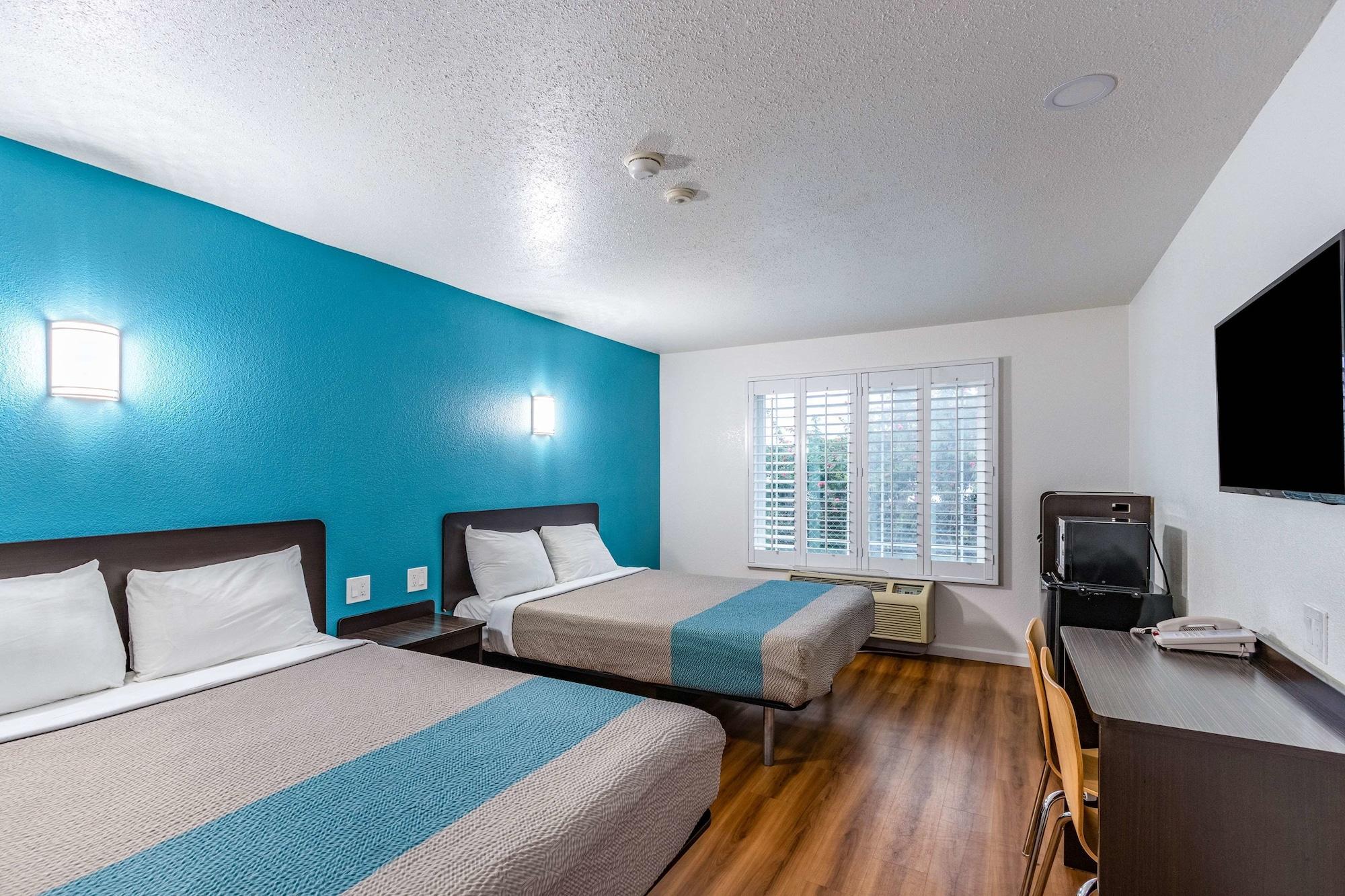 Motel 6-Fountain Valley, CA - Huntington Beach Area Exterior foto