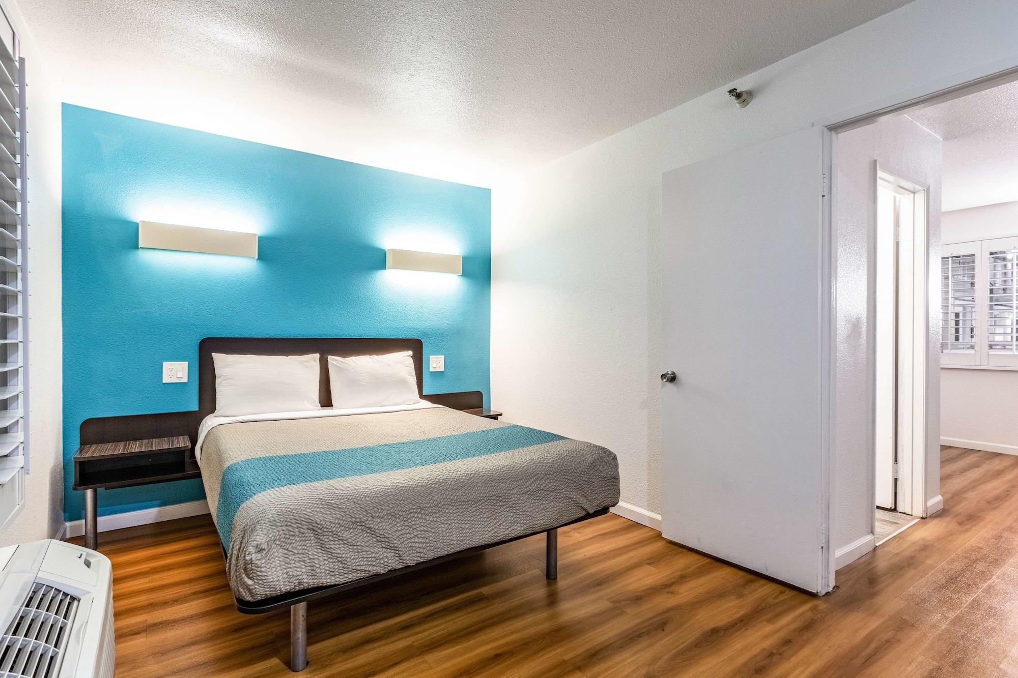 Motel 6-Fountain Valley, CA - Huntington Beach Area Exterior foto