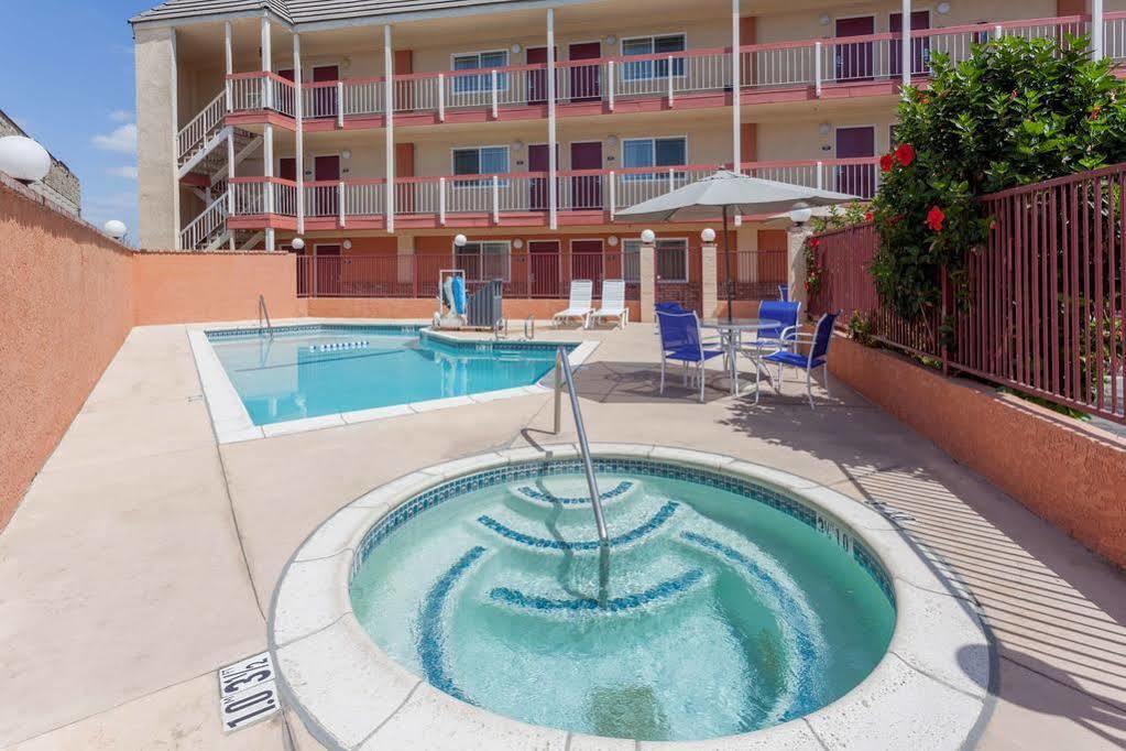 Motel 6-Fountain Valley, CA - Huntington Beach Area Exterior foto